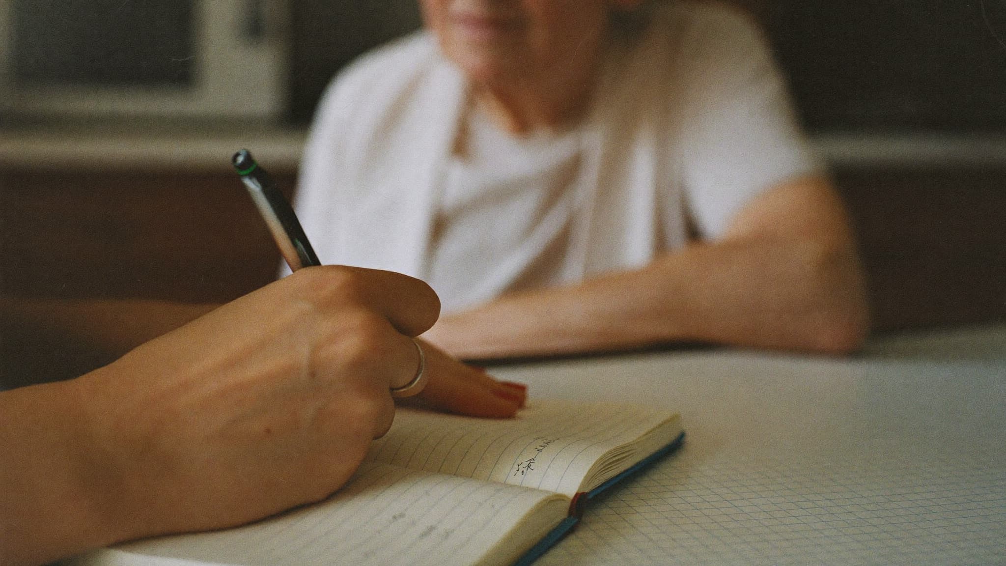 Pflegetagebuch führen: Vorlage und Tipps für die Begutachtung